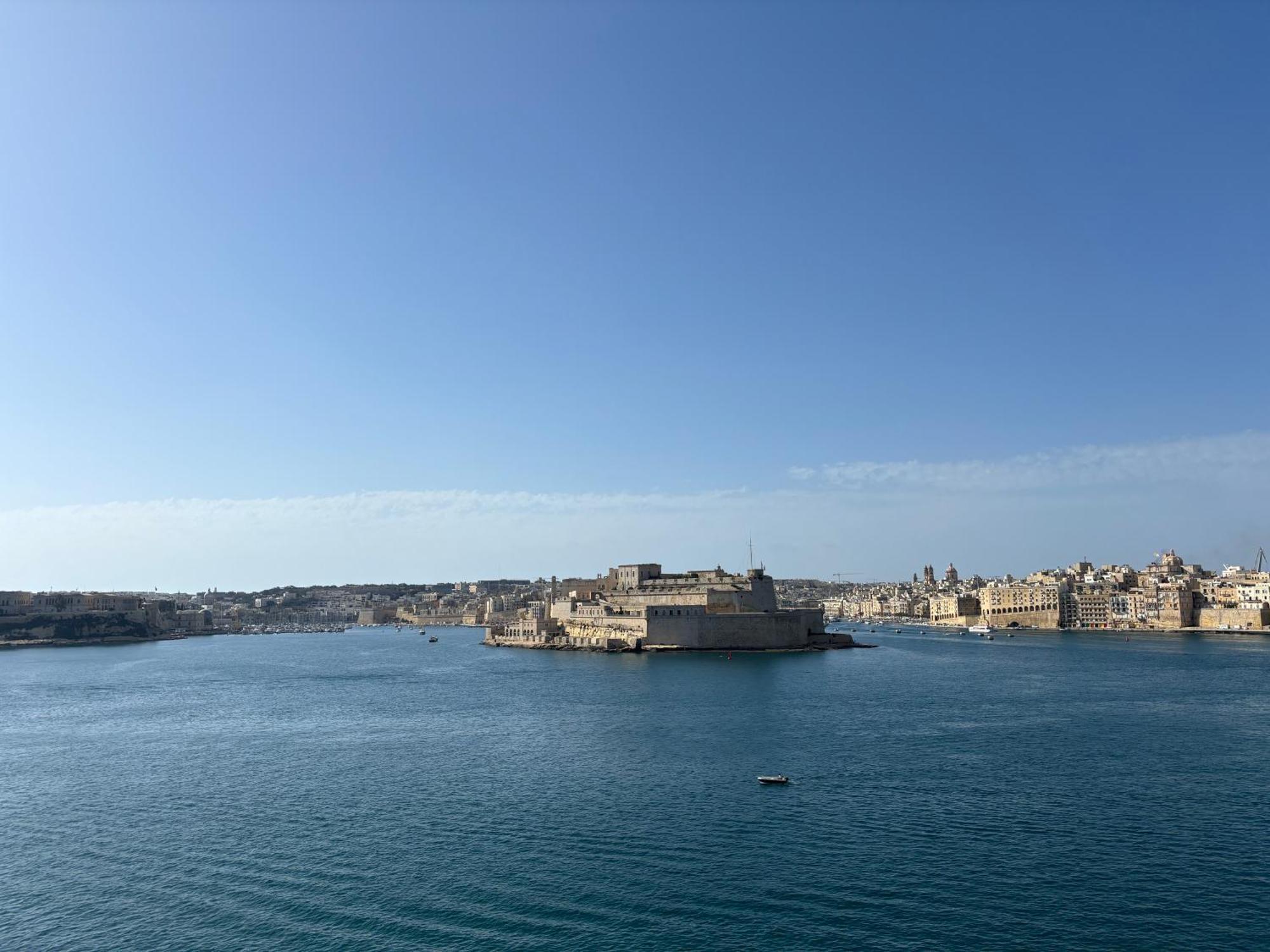 Grand Harbour Hotel Valletta Exteriör bild